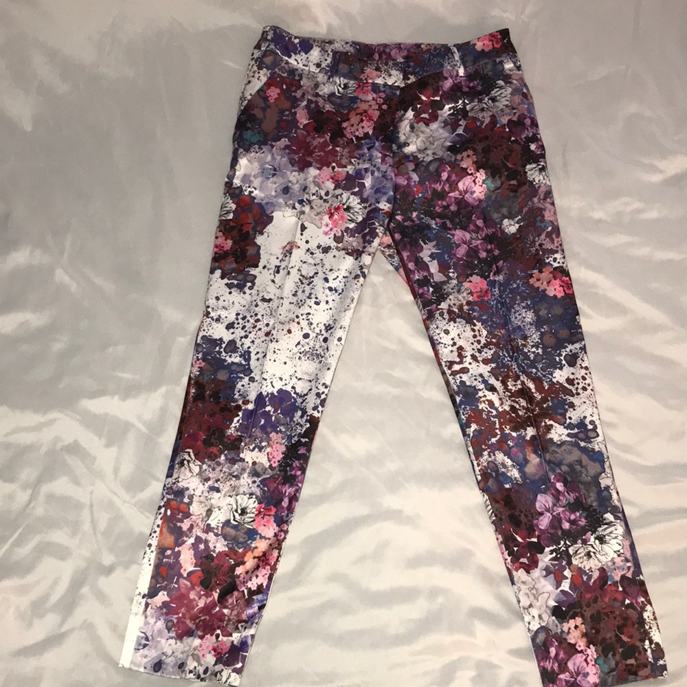 Gorgeous floral pants sz 8